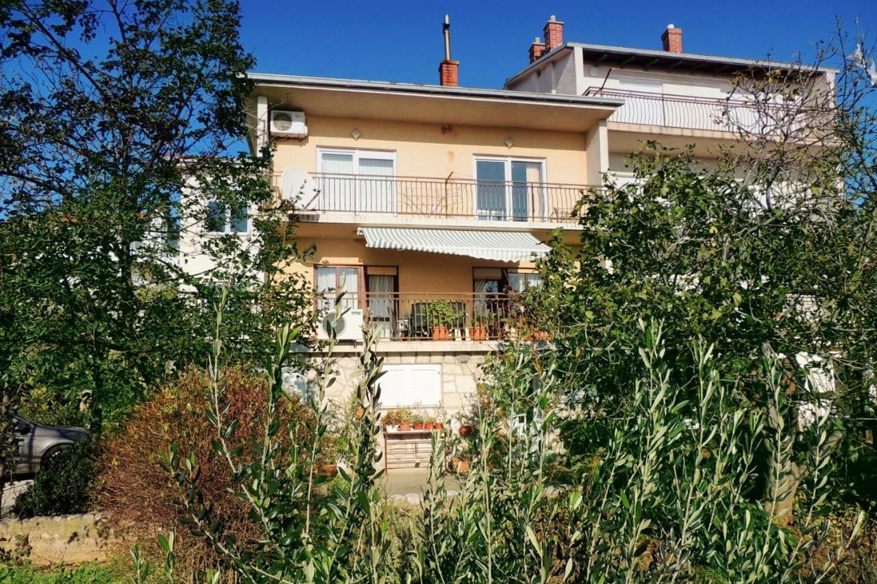Apartments With A Parking Space Novi Vinodolski - 5525 Екстер'єр фото